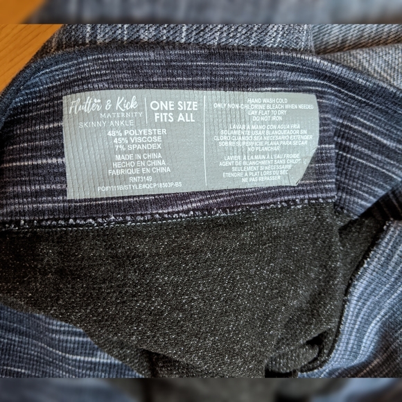 5/$25 OS Flutter and kick maternity ankle leggings - Picture 3 of 4